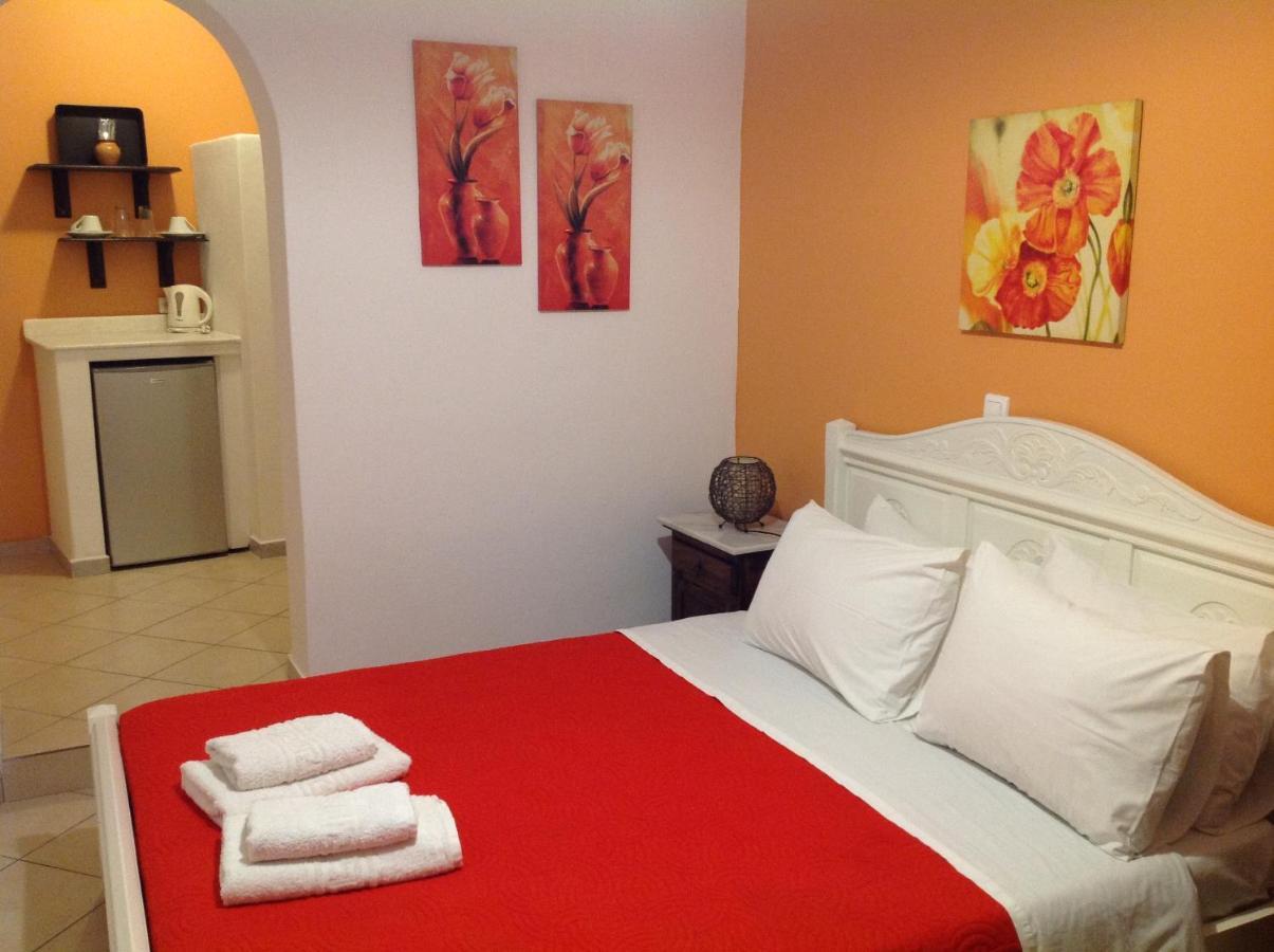 Hotel Pansion Zaharoula Fira  Zewnętrze zdjęcie