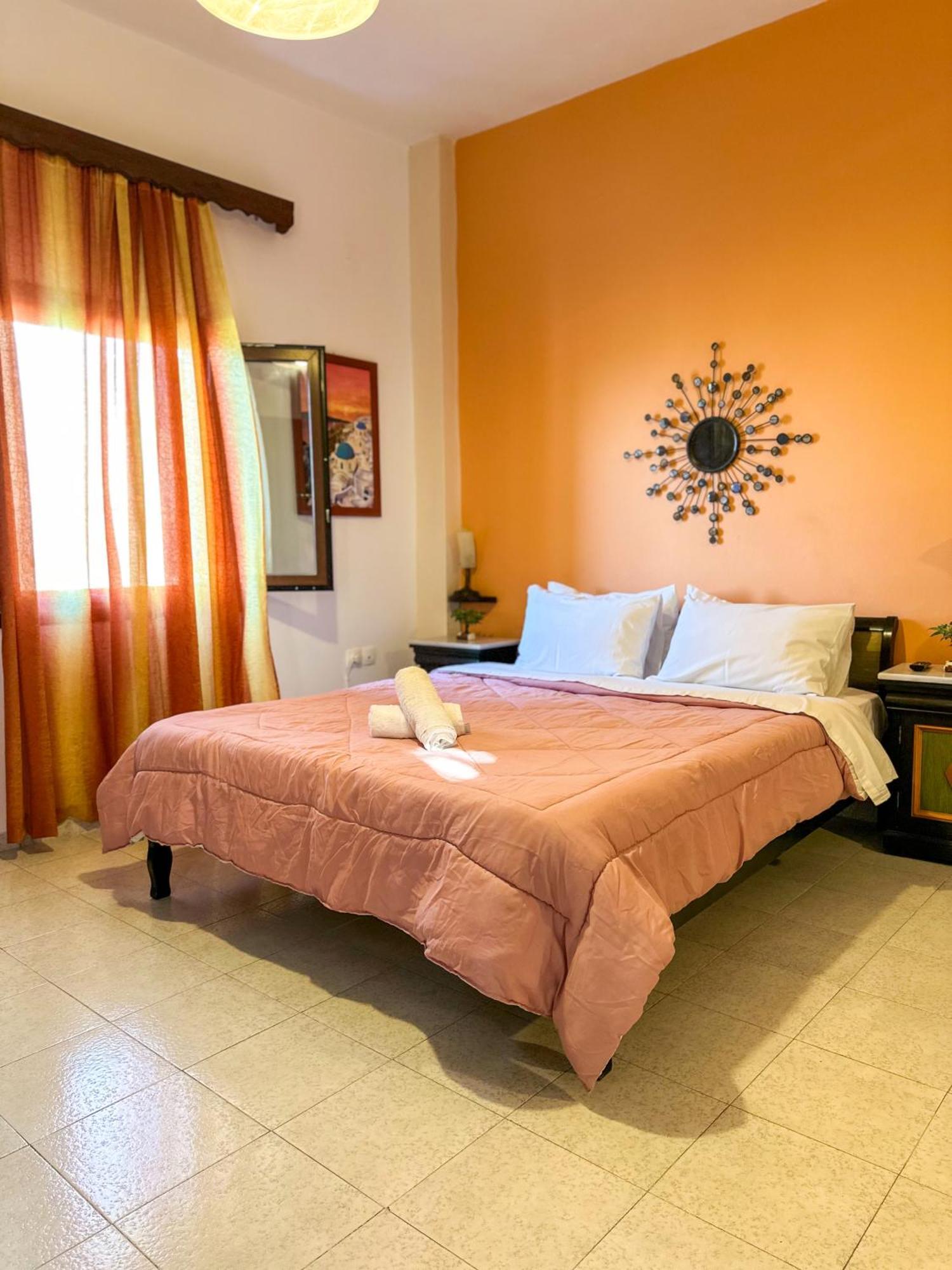Hotel Pansion Zaharoula Fira  Zewnętrze zdjęcie