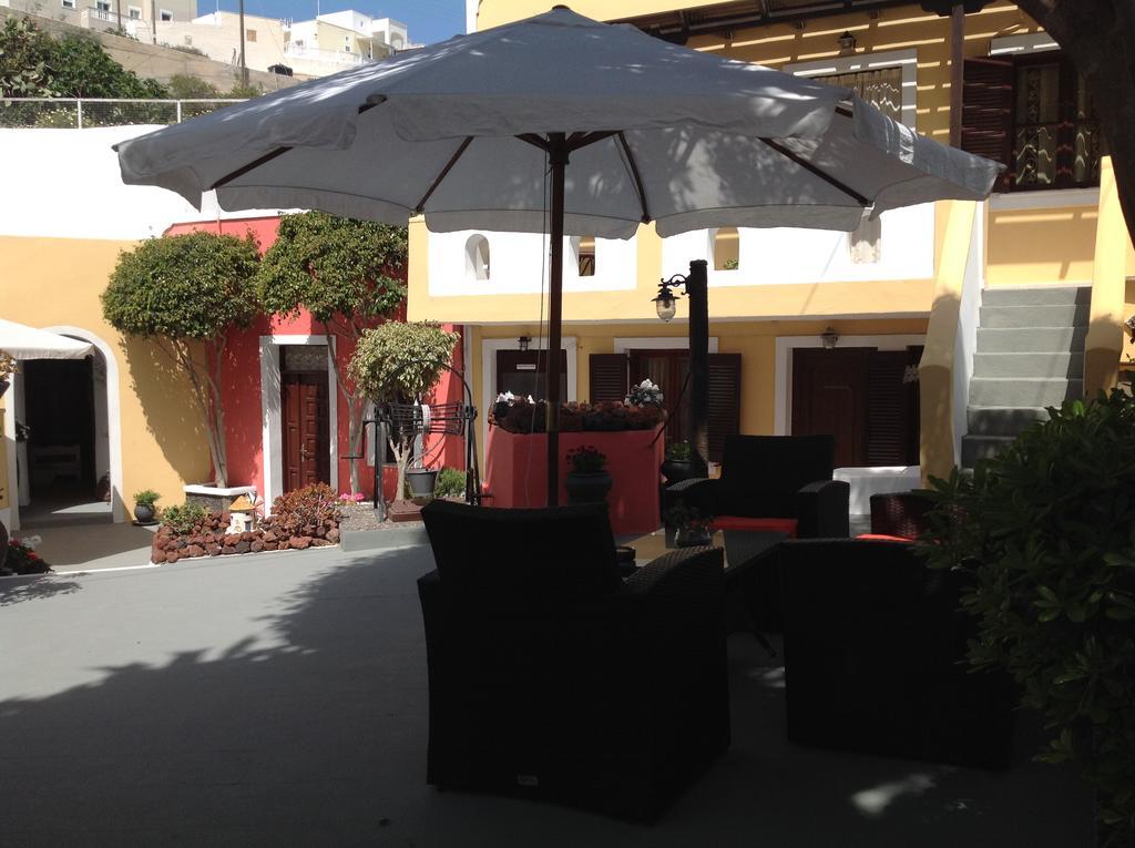 Hotel Pansion Zaharoula Fira  Zewnętrze zdjęcie