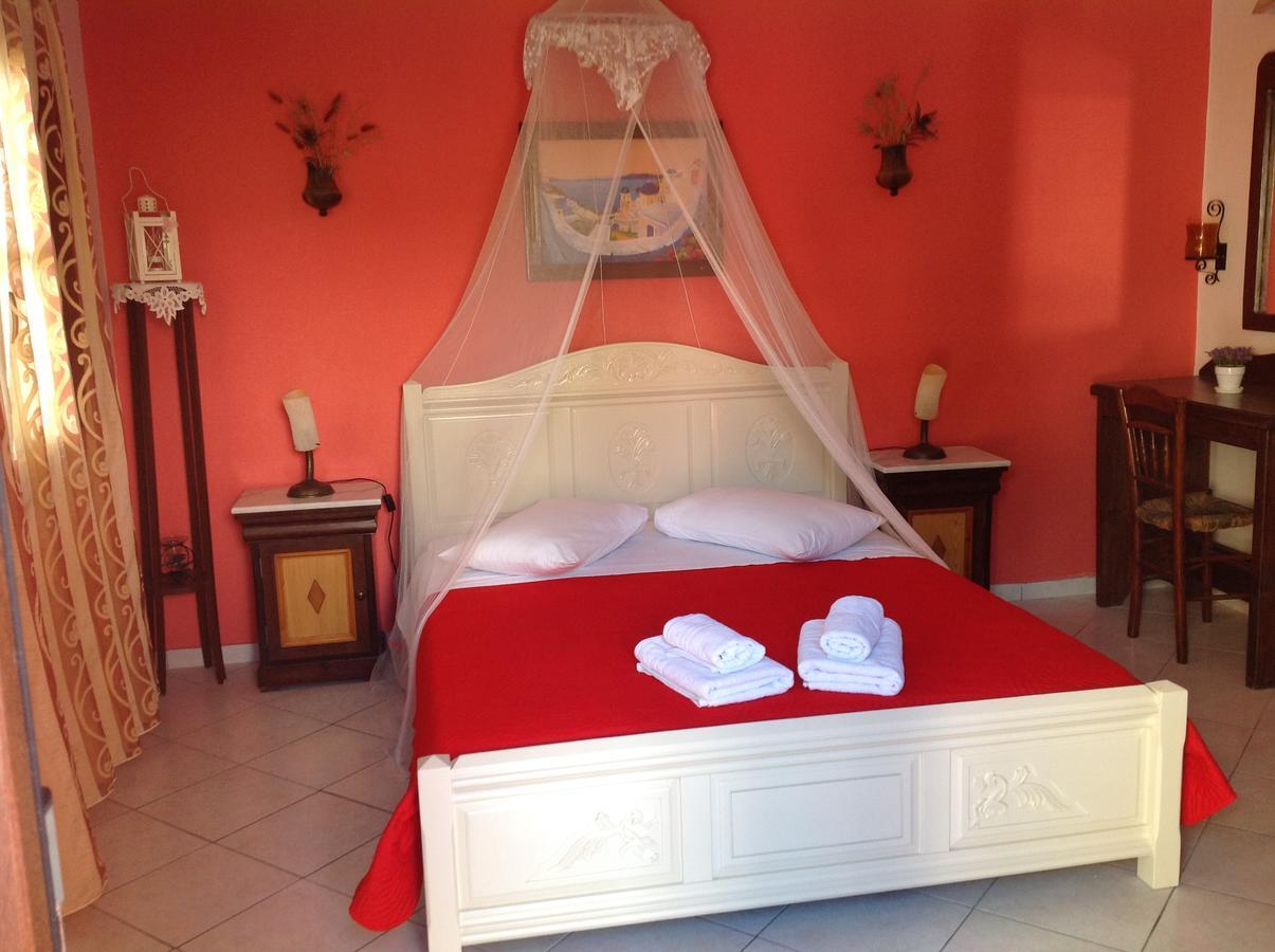 Hotel Pansion Zaharoula Fira  Zewnętrze zdjęcie
