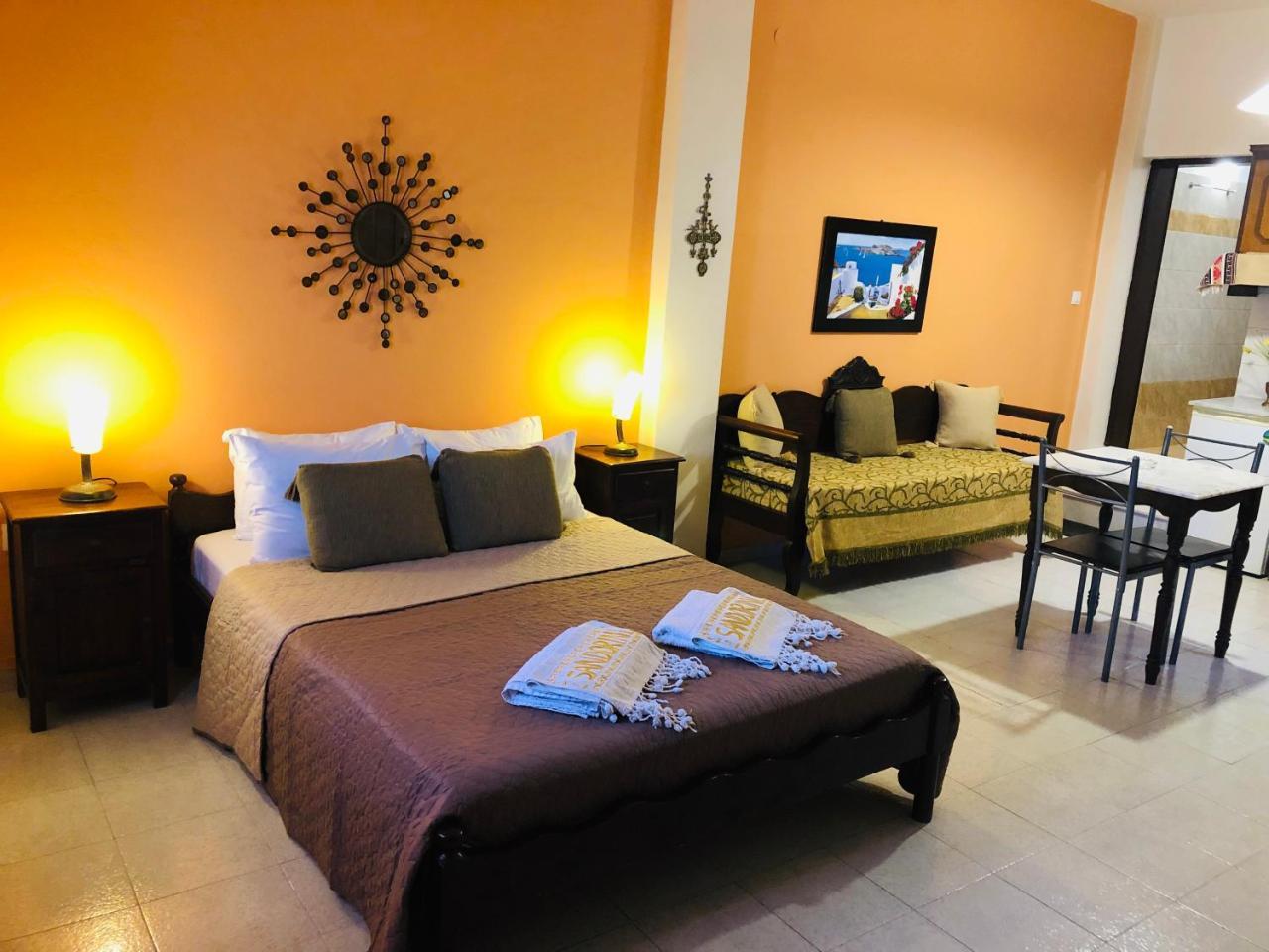 Hotel Pansion Zaharoula Fira  Zewnętrze zdjęcie