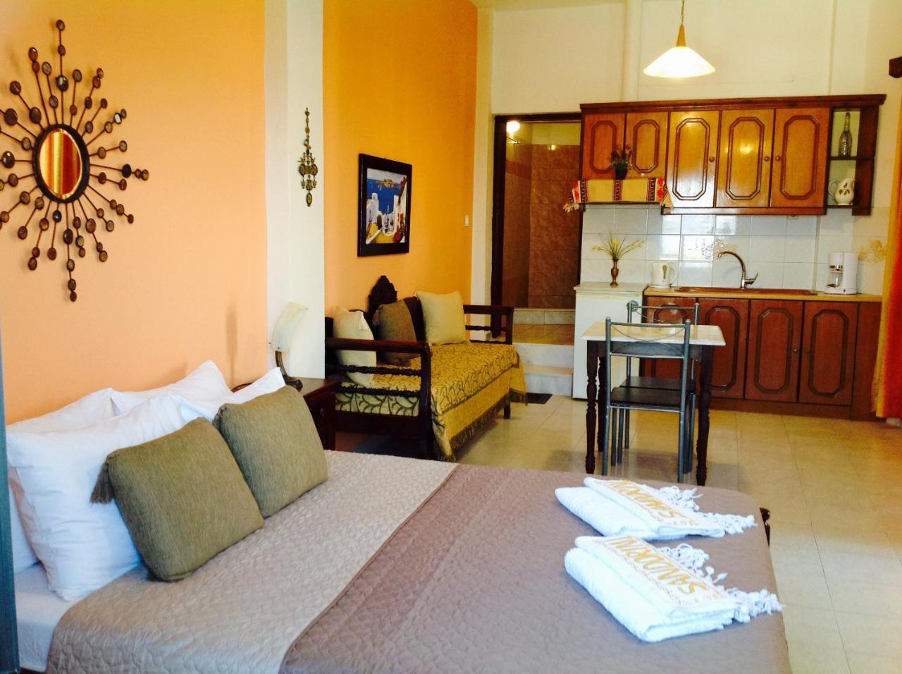 Hotel Pansion Zaharoula Fira  Zewnętrze zdjęcie